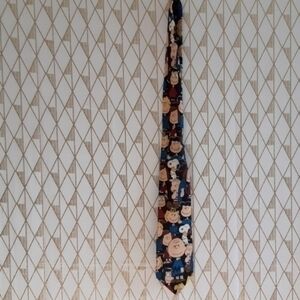Charlie Brown Peanuts tie​